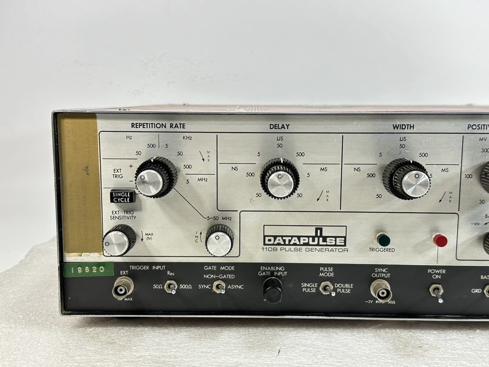Vintage 1980's Datapulse Model 110B Pulse Generator ~ Power Tested Only
