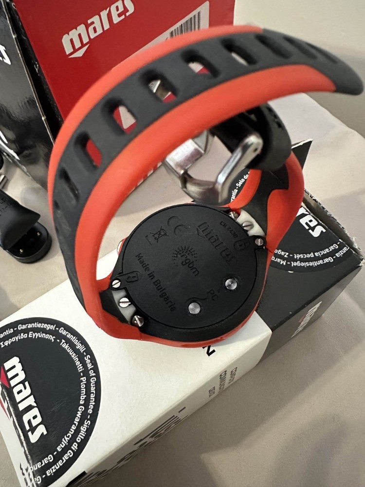 [OPEN BOX] [NEVER USED] Mares Smart Dive Computer 414129 - BKRD 11IT