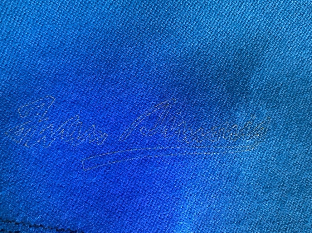 Iwan Simonis 860 Pool Table Cloth - Tournament Blue - 9 FT