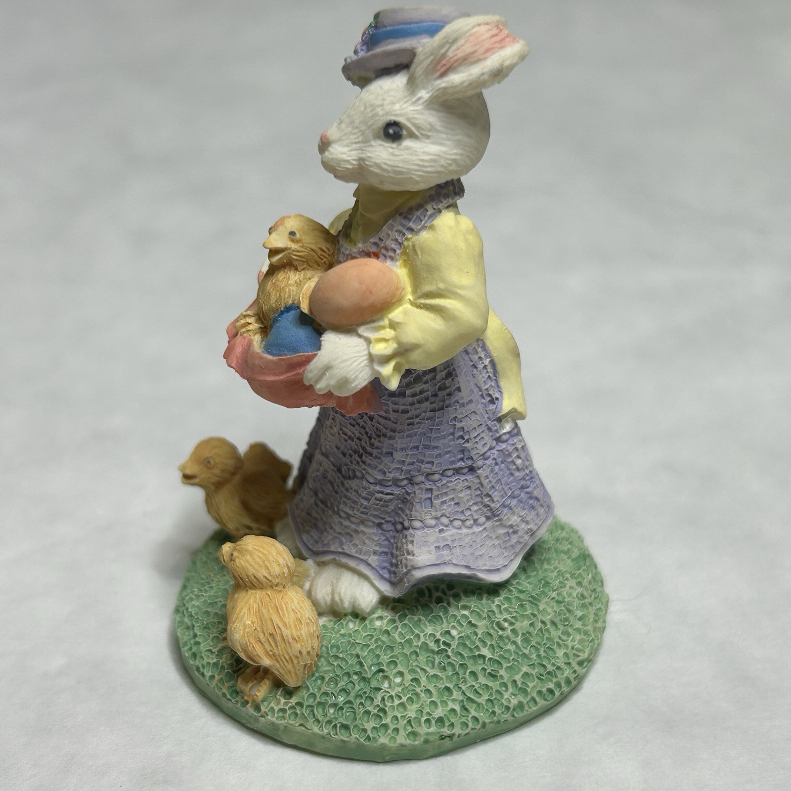 Midwest Importers Cannon Falls Bunny Figure Cottontail Lane Miniature VTG 1993