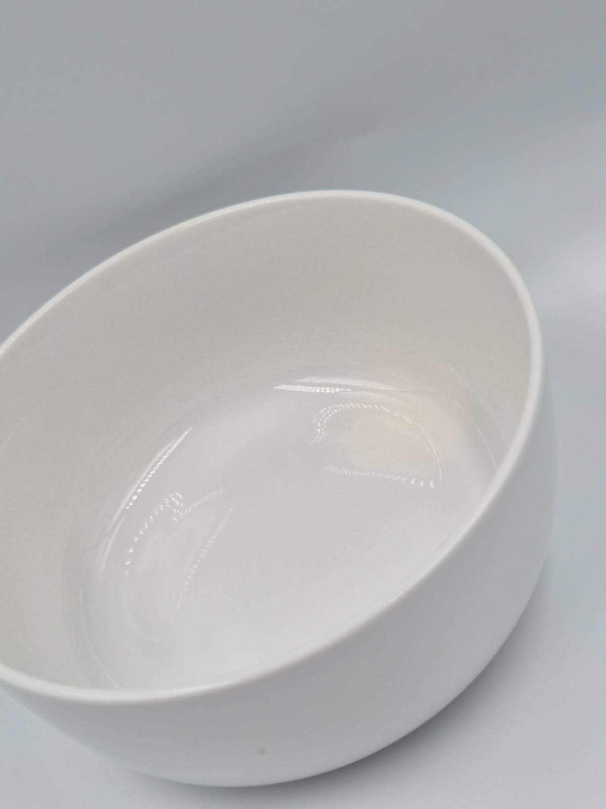 🔥 4 piece Sur La Table KITCHEN ESSENTIALS 5.75" Soup / Cereal Bowl Set SBE32