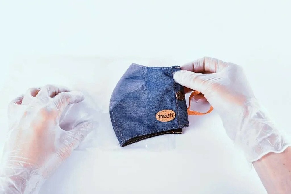100% Cotton Double Layer Adjustable Denim Face Mask with Filter Pocket. Size M.