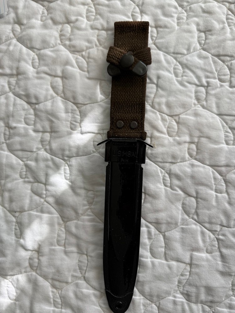 CUSTOMIZED US MARINE CORP KNIFE WITH ORIGINAL SCABARD