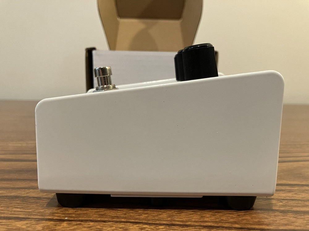 White ProCo Rat Distortion Effects Pedal