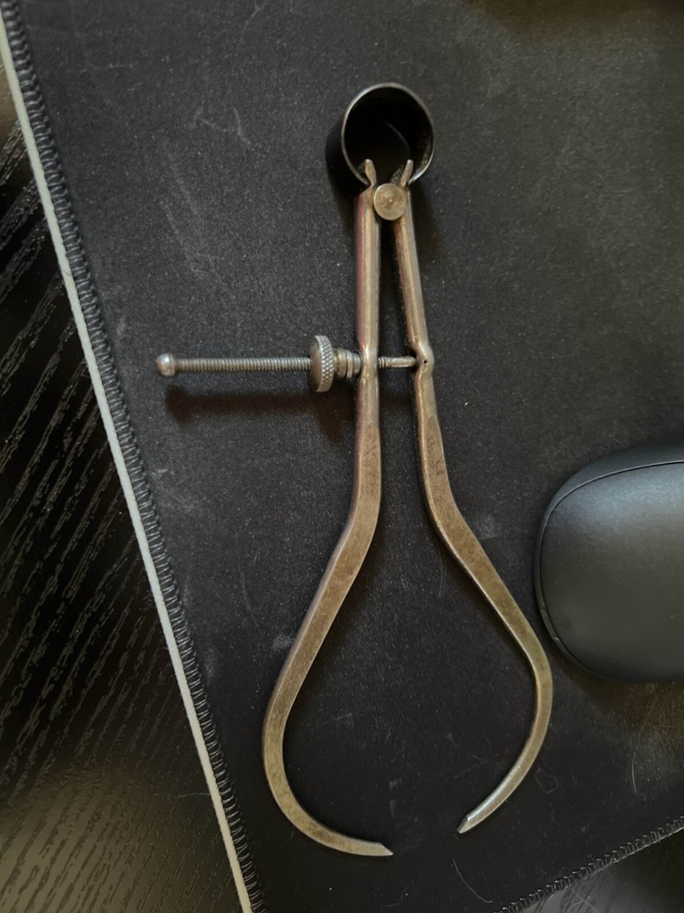 General Caliper - USA - Outside