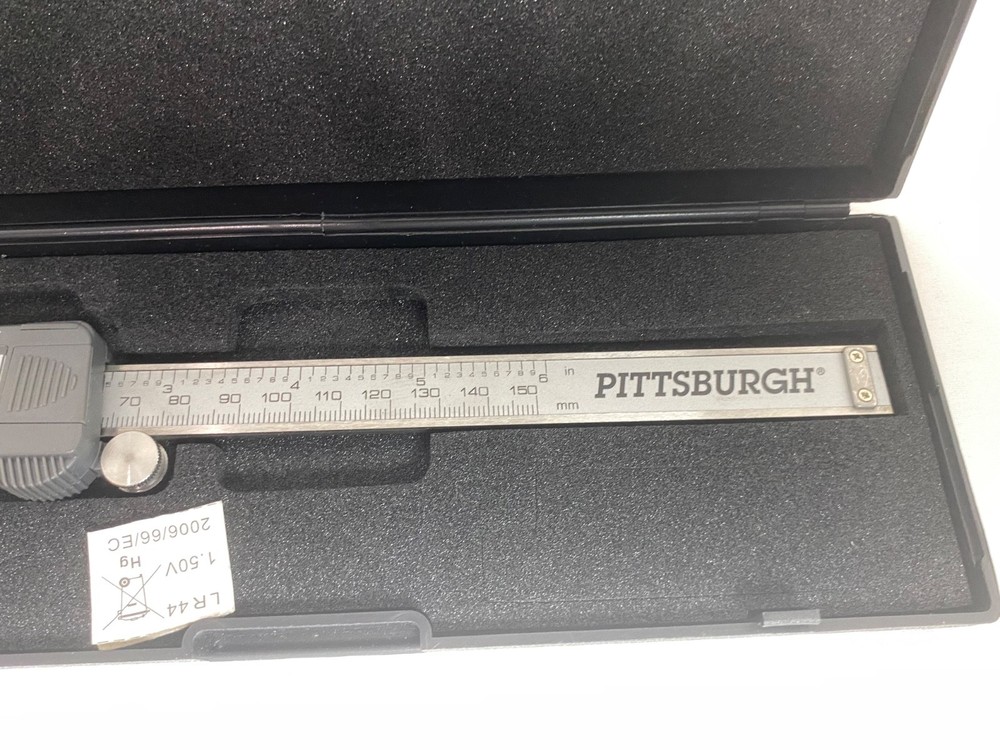 Pittsburgh 6" Digital Caliper with Case & Instructions Item 68304