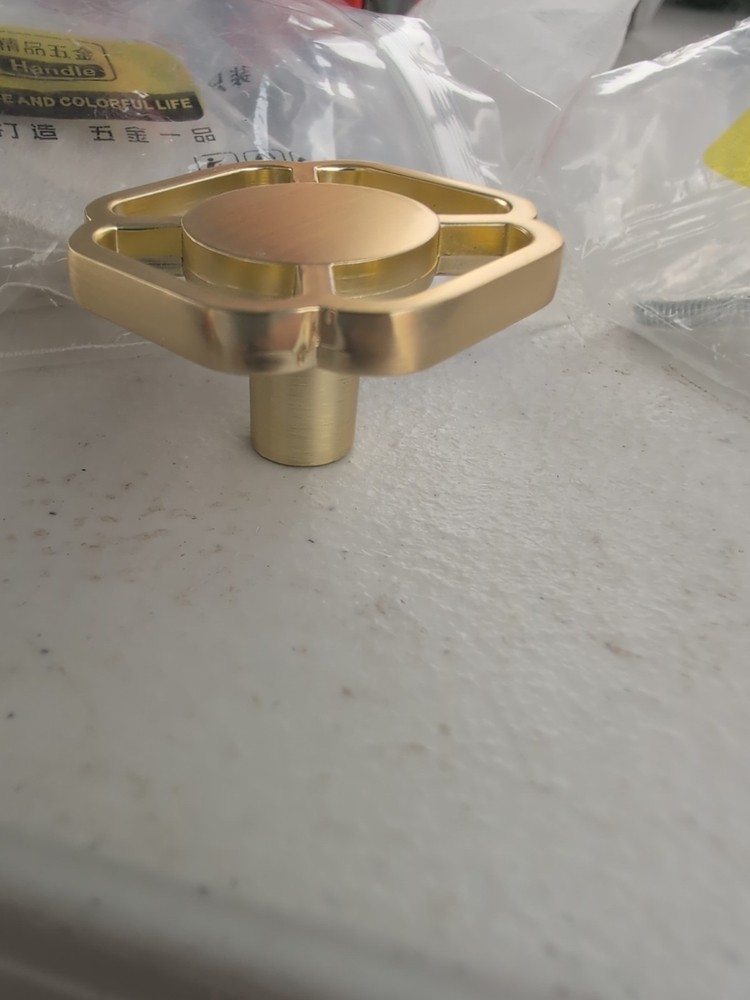 Gold Cabinet Knobs Brushed Brass Drawer Knob Pulls Kitchen Hardware 4 Pieces