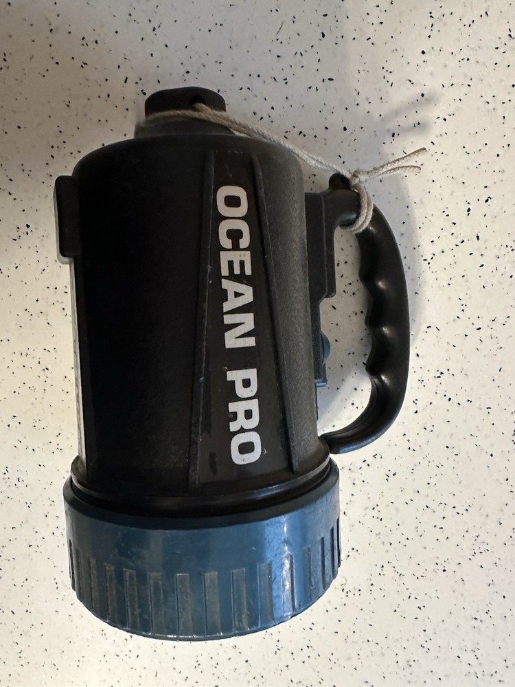 Vintage Oceanic Ocean Pro Dive Light OP-100 Rechargeable Untested PreOwned