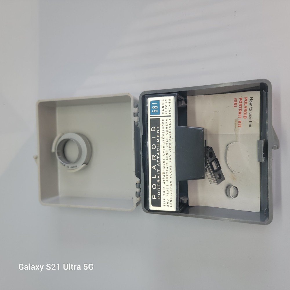 Polaroid close up kit 583 & Portrait kit 581 - 581 Missing Diffuser