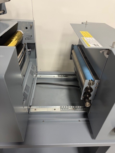 2019 Duplo DFL-500 Dry Coat / Foil / Laminator –