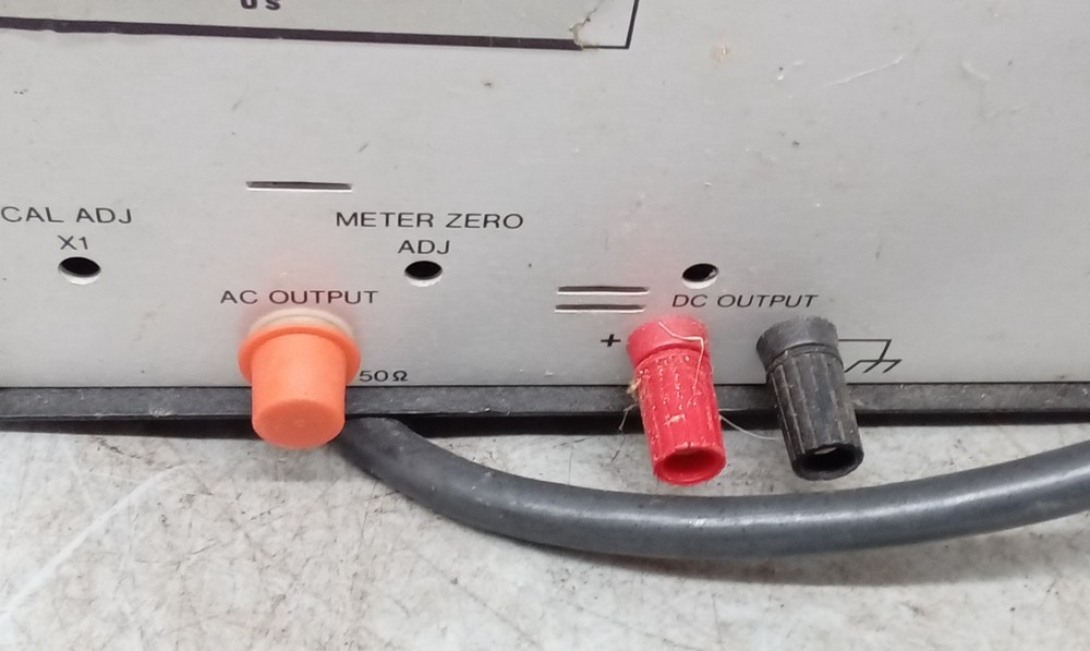 Ballantine AC voltmeter 3015A Untested power's up. 115 / 230V AC