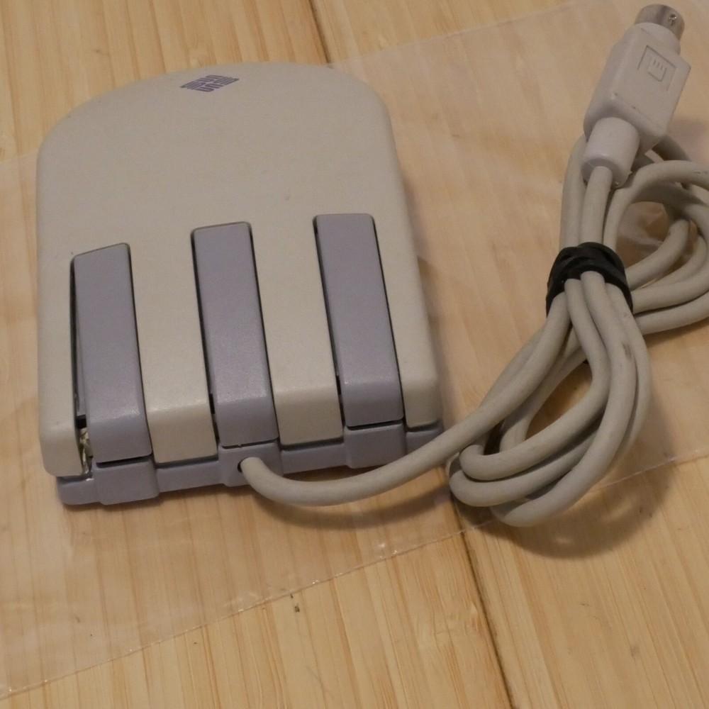 For Parts - Untested Sun 370-1398 Type 5 Optical 3-Button Mouse