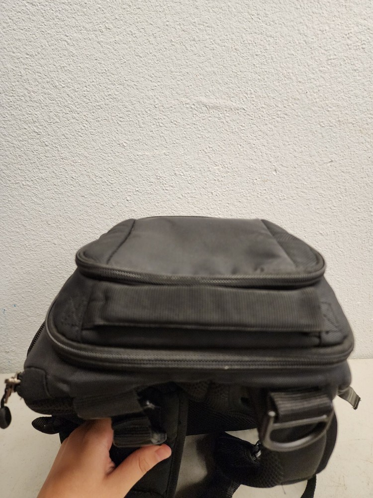 Case Logic DSS-103 Luminosity Large Sling Backpack (Black)