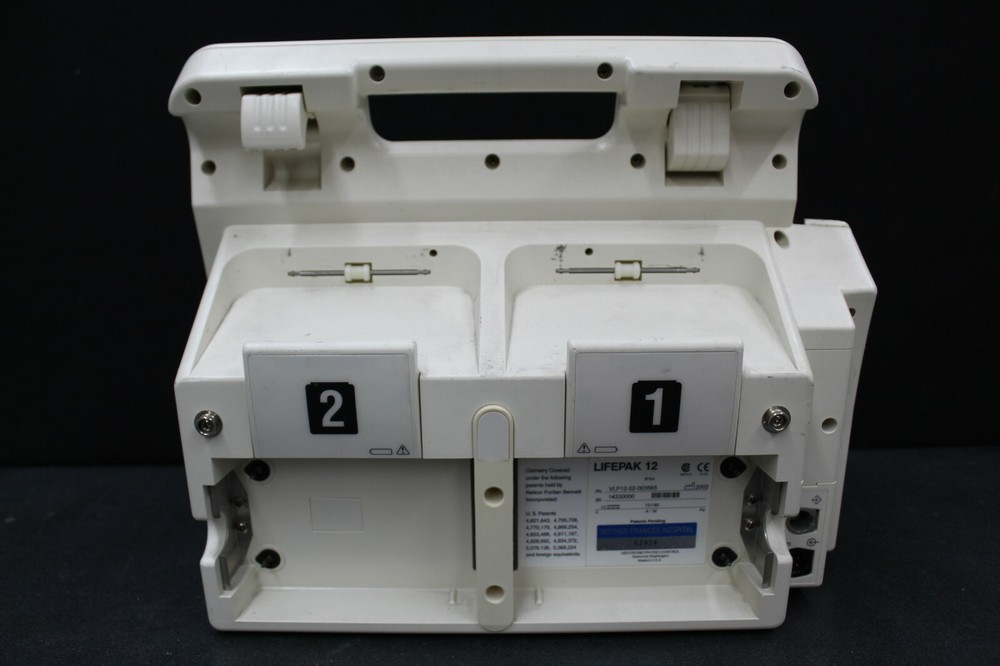 LifePak 12 Spo2, ECG, Biphasic, & Pacing