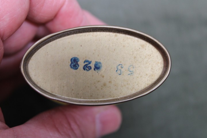 US Military Issue ORIGINAL WWII 1940's FIRST AID Kit KOLYNOS Tooth Powder Can