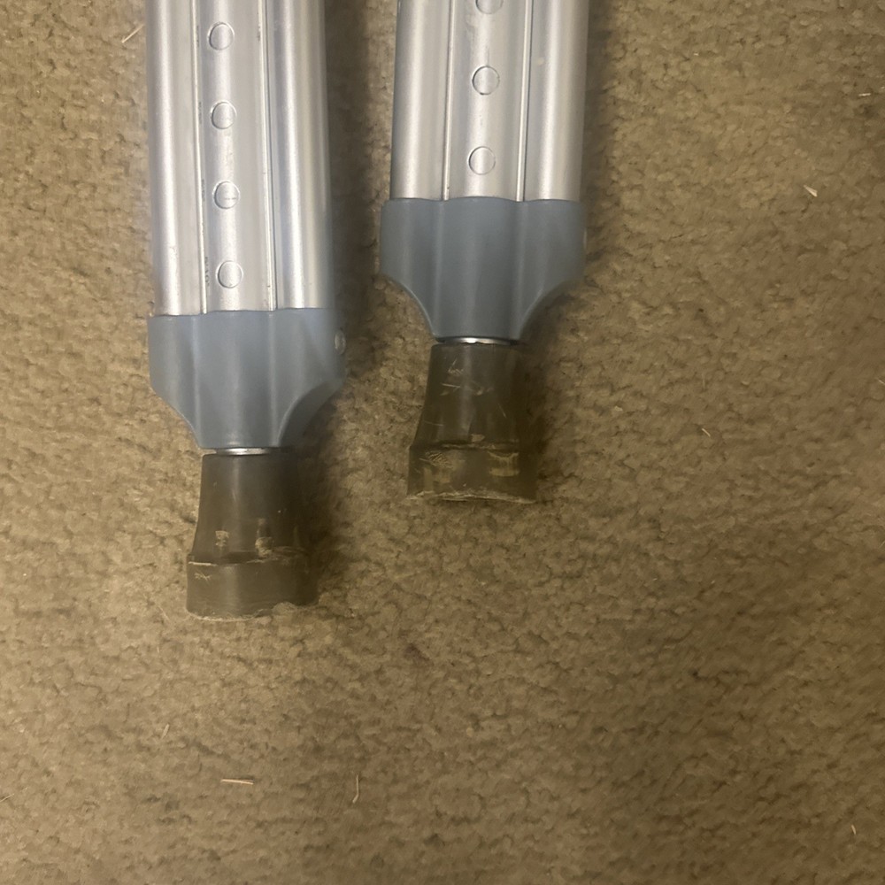 crutches adult used