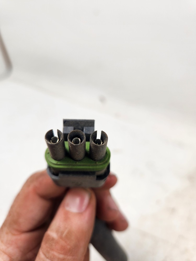 Precision Planting Harness, Regulator Height Sensor Voltage 727042