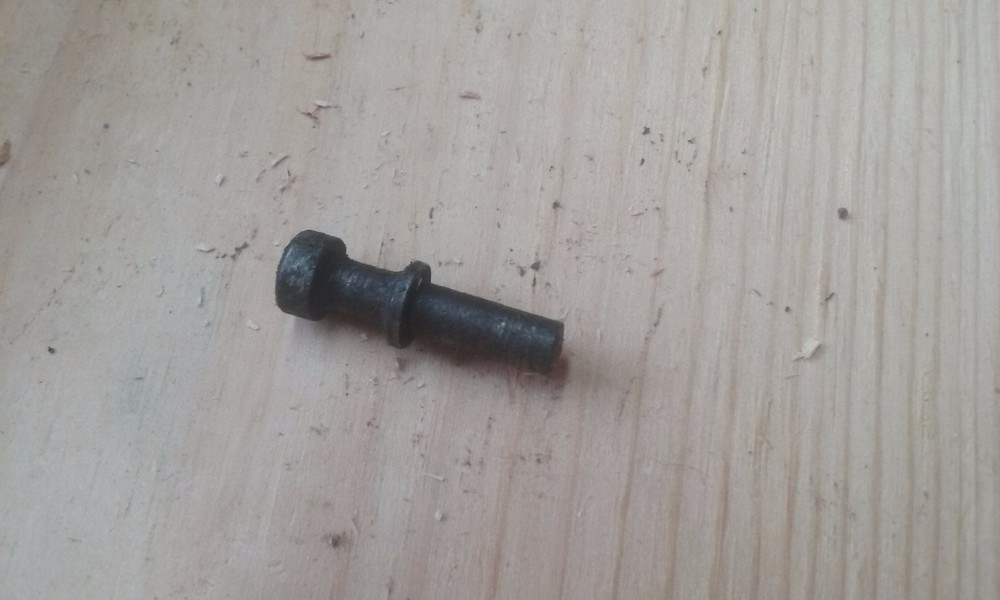 K98 MAUSER PART, FLOORPLATE RELEASE BUTTON X164