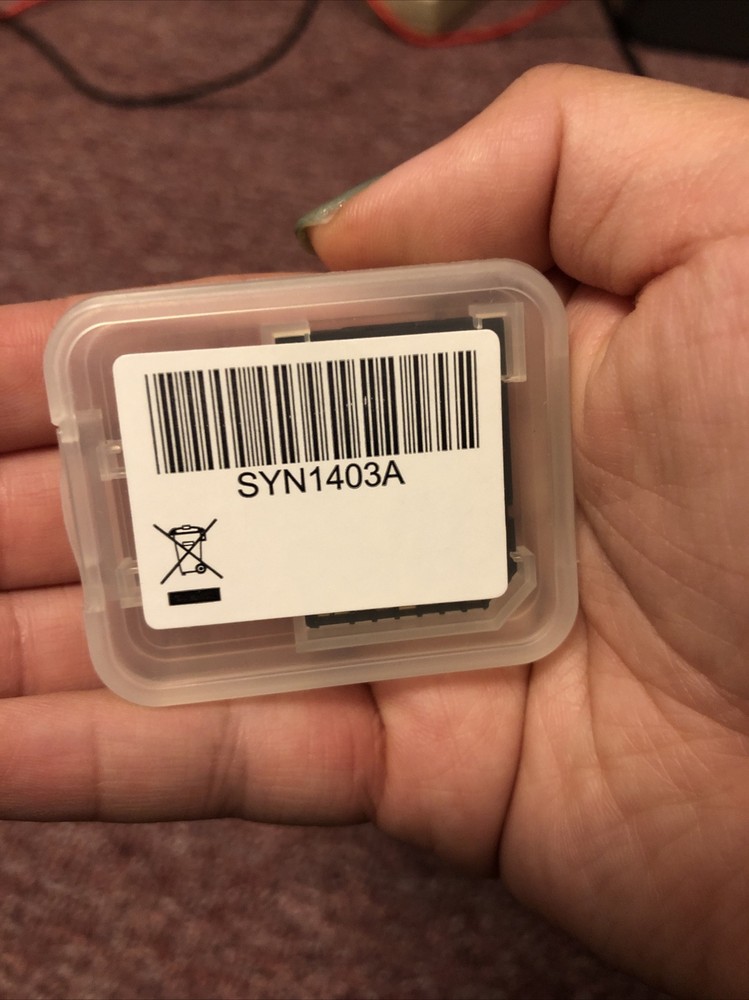 Motorola MicroSD to SD Memory Card Adapter (with MicroSD) with Case *NO TRACKING