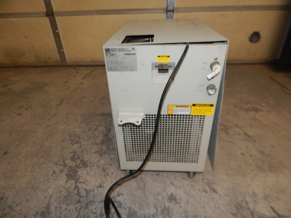 NESLAB CFT-33 REFRIGERATED RECIRCULATING CHILLER (#4575)