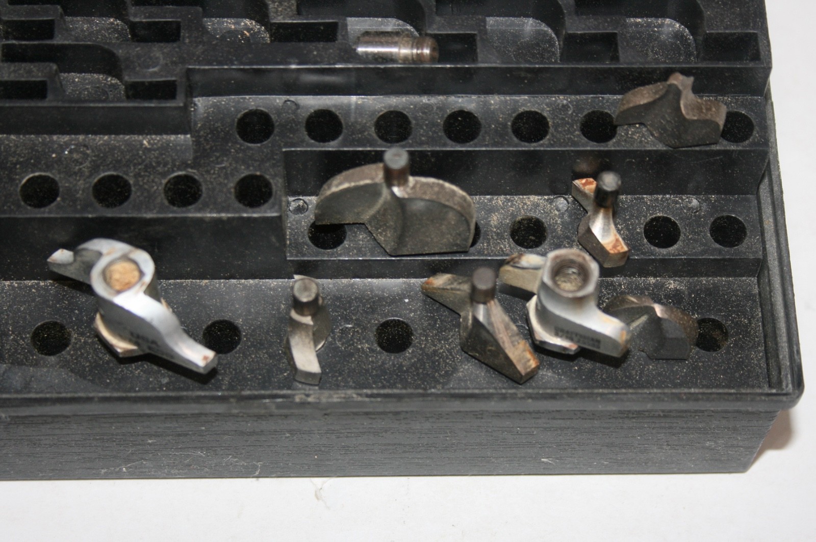 Box Of 10 Pre-Owned Router Bits - FREE SHIPPING