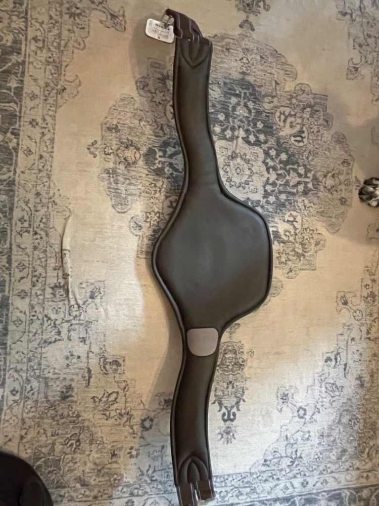 Stubben 54" Equissence Belly Guard Stud Girth