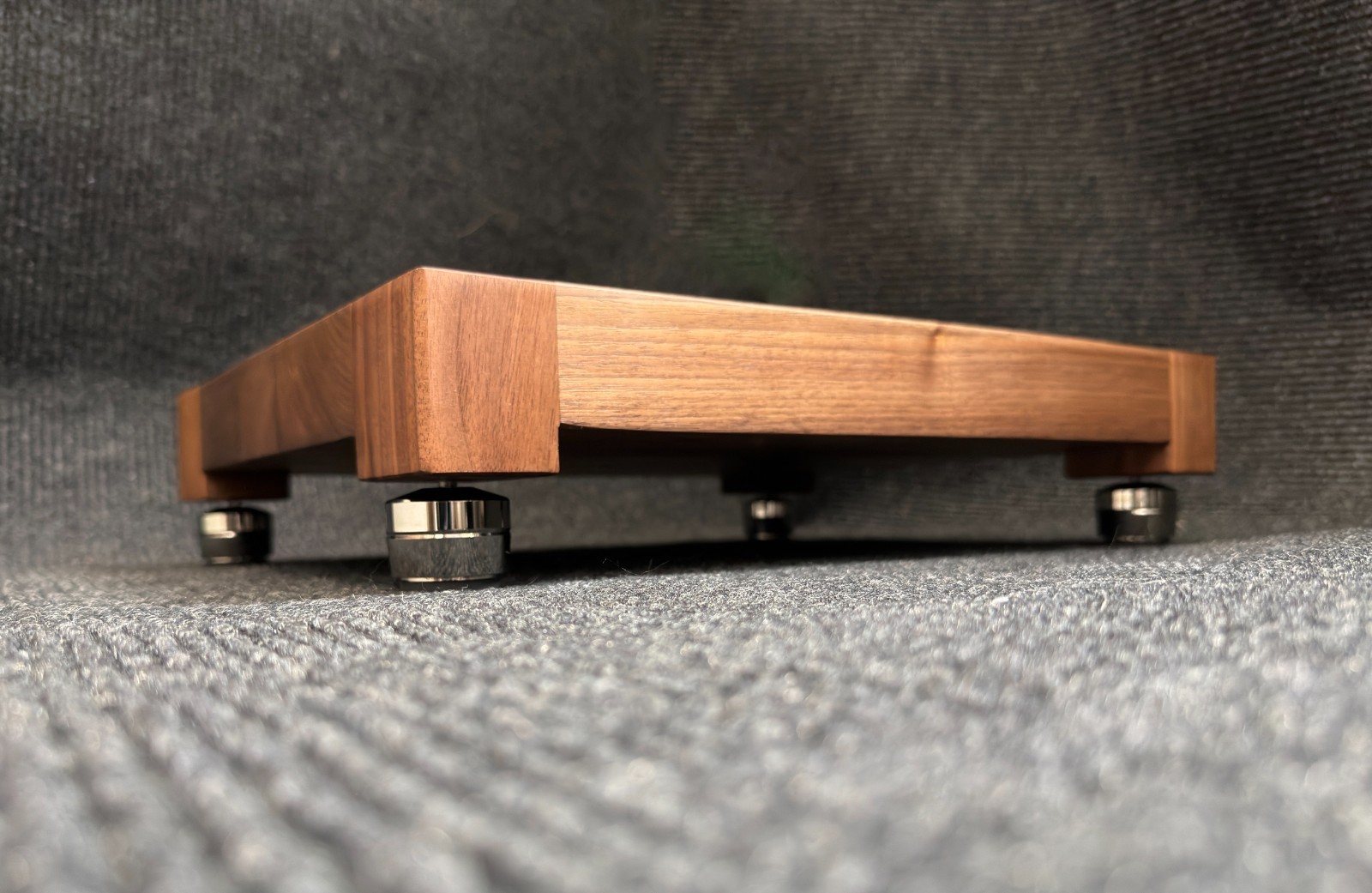 TAFI DENALI 2 Isolation Platform Audio Stand WALNUT
