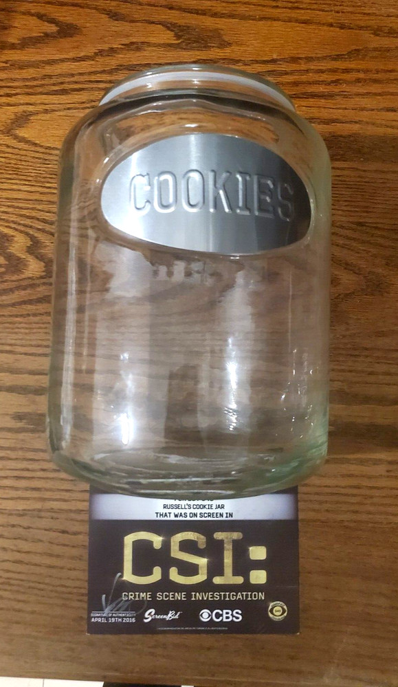 CSI SCREEN-USED TV SHOW PROP  INCLUDE COA! RUSSELL'S COOKIE JAR