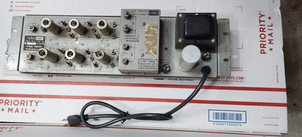 Jerrold SDA-4 UHF/VHF Amplifier museum piece