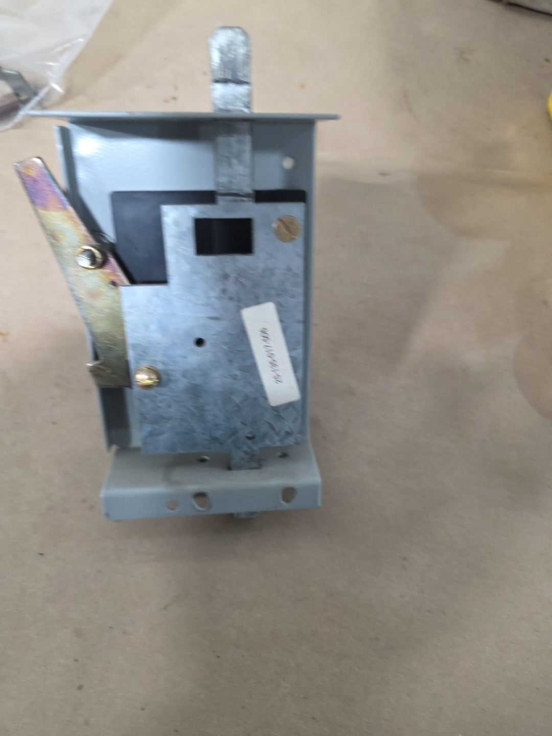 Siemens 25-135-017-506 Breaker Handle Switch / MCC Handle Mechanism