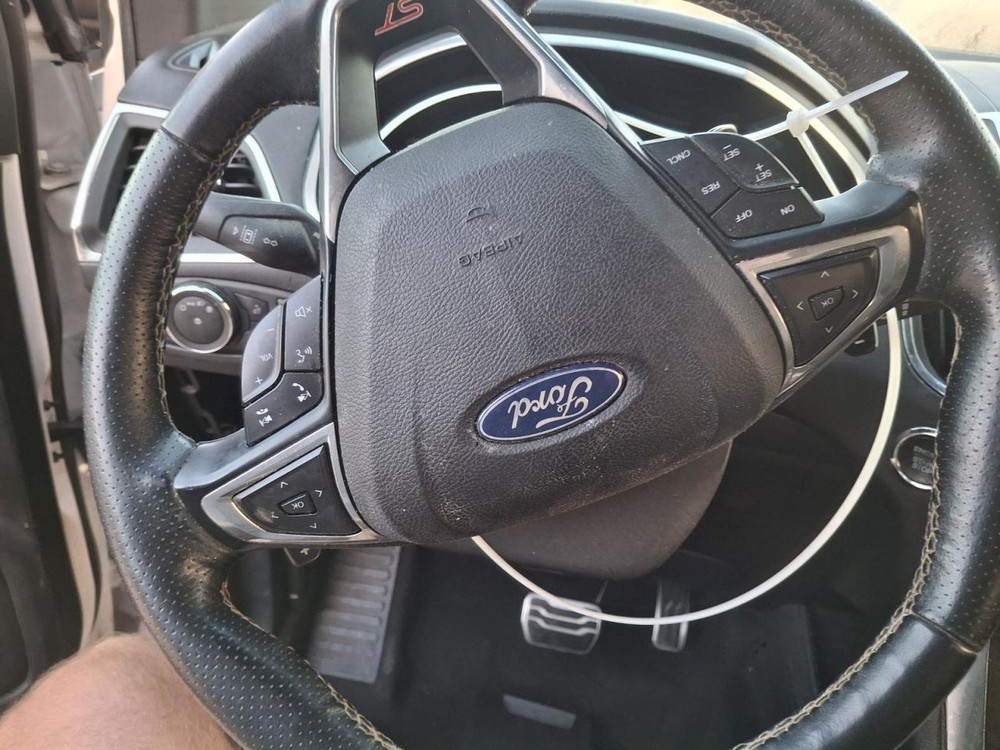 2019 Ford Edge Used 8.0 Center Dash Screen OEM, Reprogramming Required