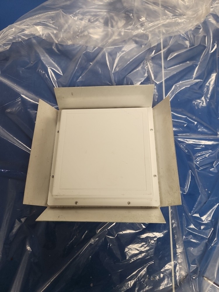 Hyperlink Technologies Model HG2416P 2.4 GHz 15.5 dBi Flat Panel Antenna