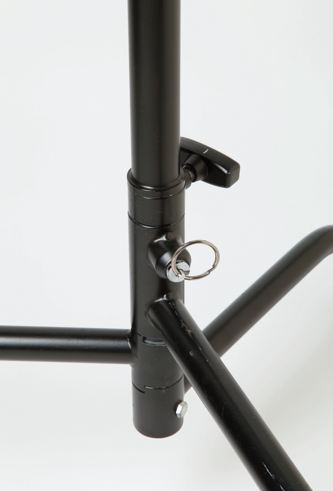 Matthews C Stand, max ht 10.5', black, in excellent condition