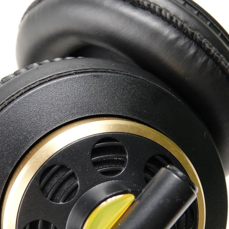 AKG K240 Studio