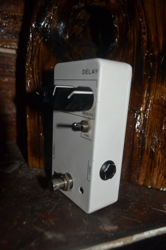 JHS 3 Series Delay Pedal