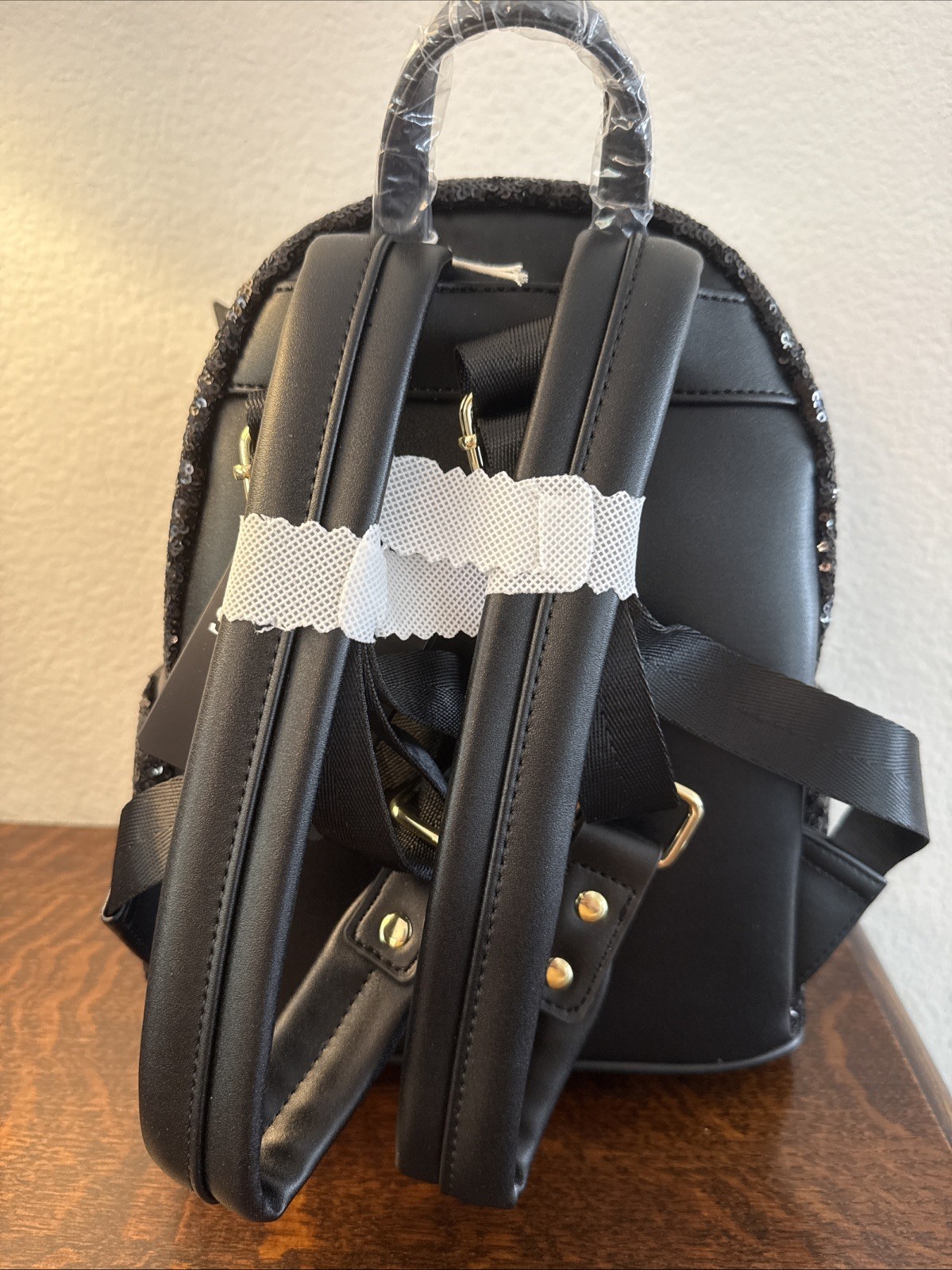 Loungefly SeaWorld Parks Exclusive Sequin Penguin Mini Backpack *Rare* NWT