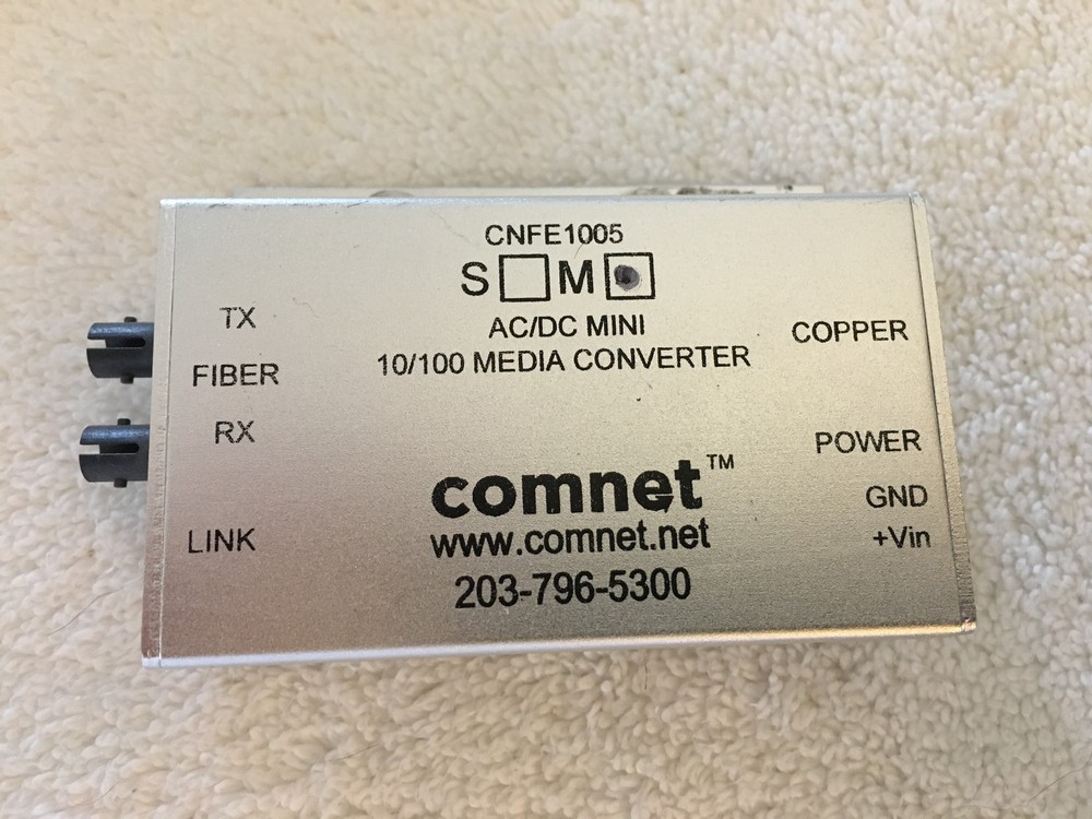 Comnet CNFE1005 AC/DC MINI 10/100 MEDIA CONVERTER - Used