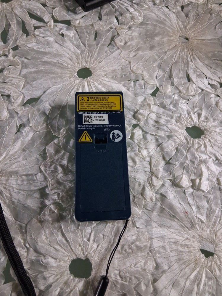 Bosch professional glm 20 hand held lazer measuring device