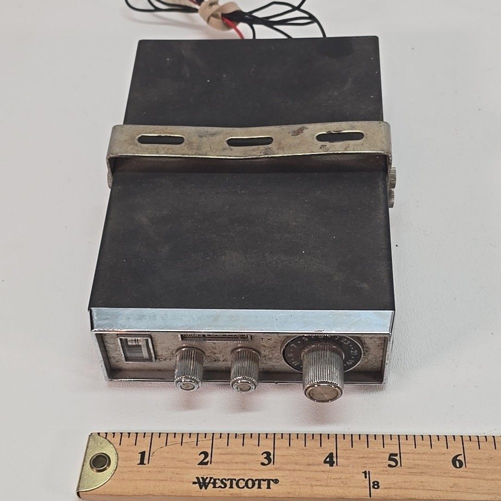 Vintage Pace model CB143 23CH CB Radio Transceiver Untested