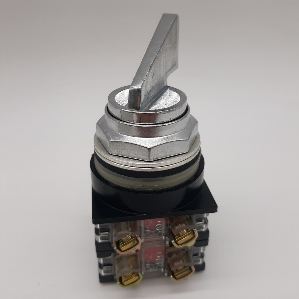GE CR104PSM21Y001 Selector Switch