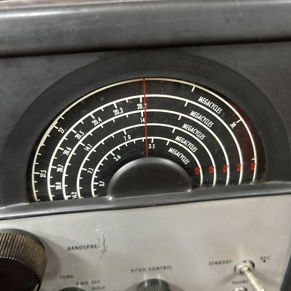 Vintage Hallicrafters S 85 Short Wave Ham Radio Receiver Powers On Buttons Work