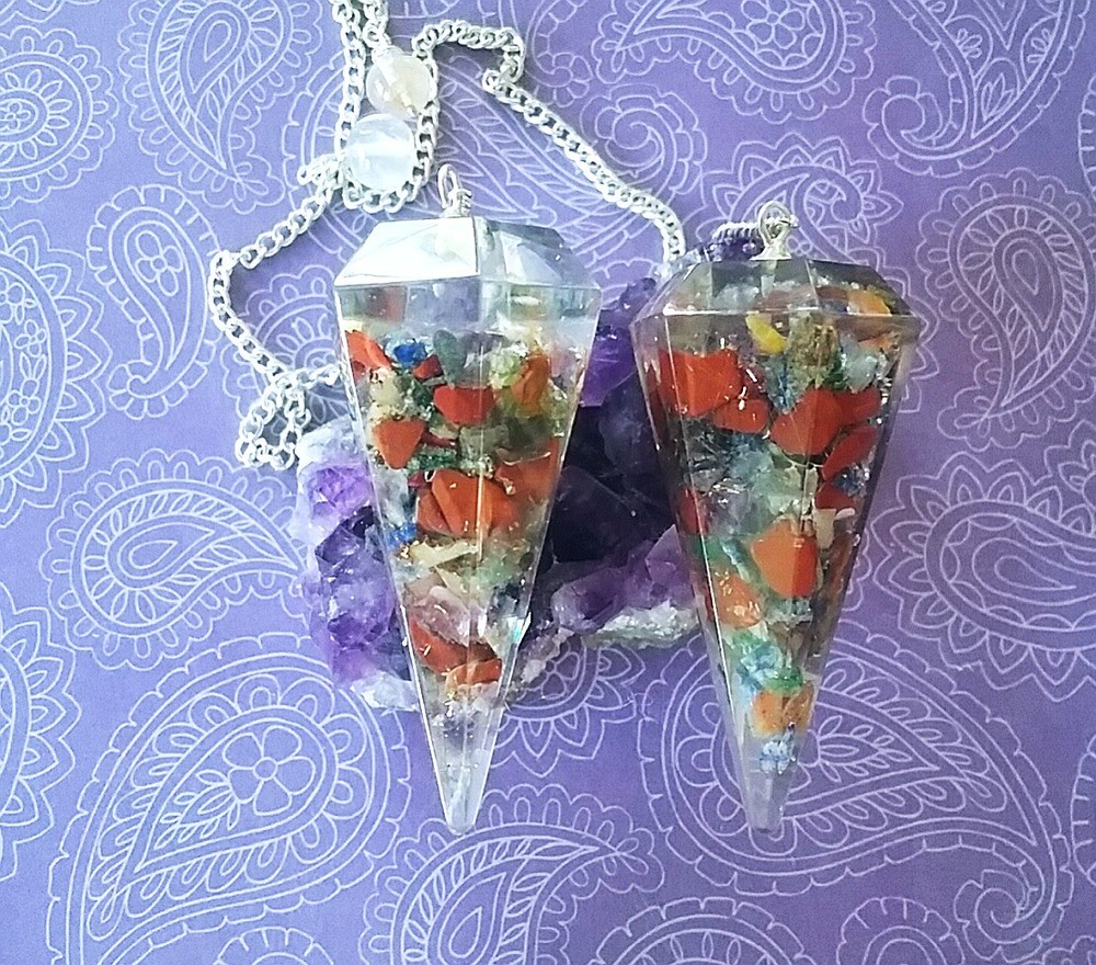 ORGONE DOWSING PENDULUM, CHAKRA CRYSTAL Dowsing PENDULUM With POUCH