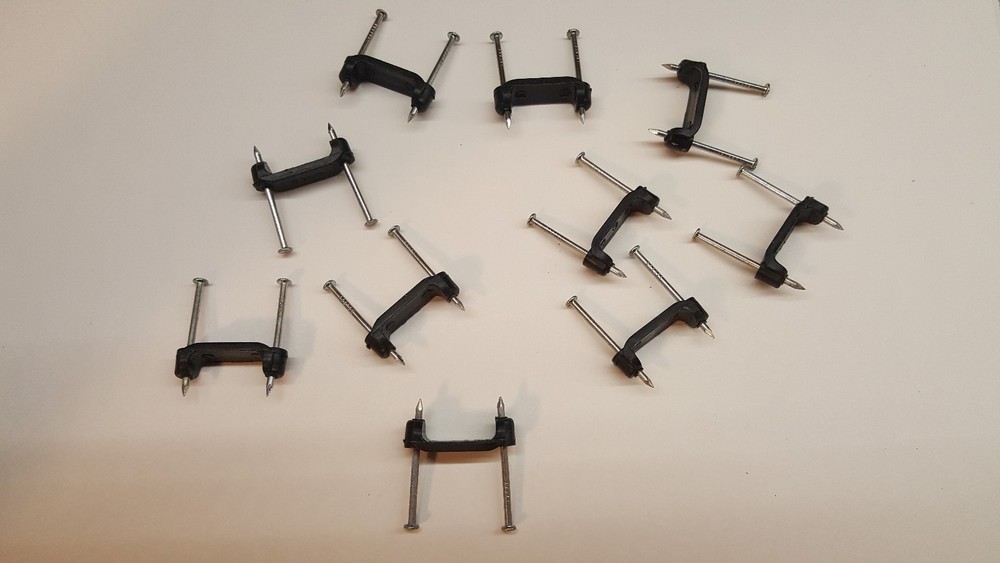 2 nail hard plastic clip - hardware 10 PACK
