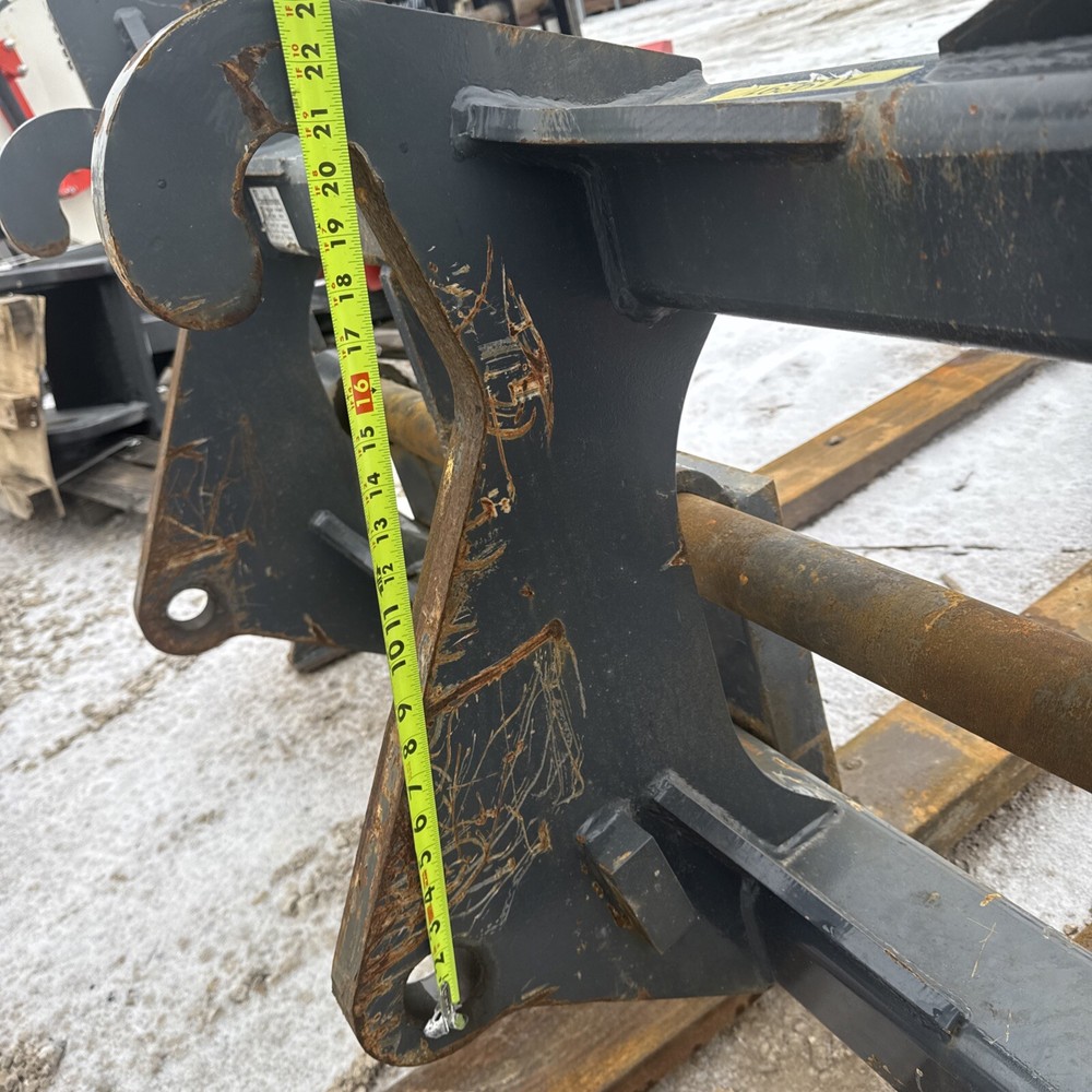 Hyundai HL955TM Wheel Loader Forks 60 Inch GEM