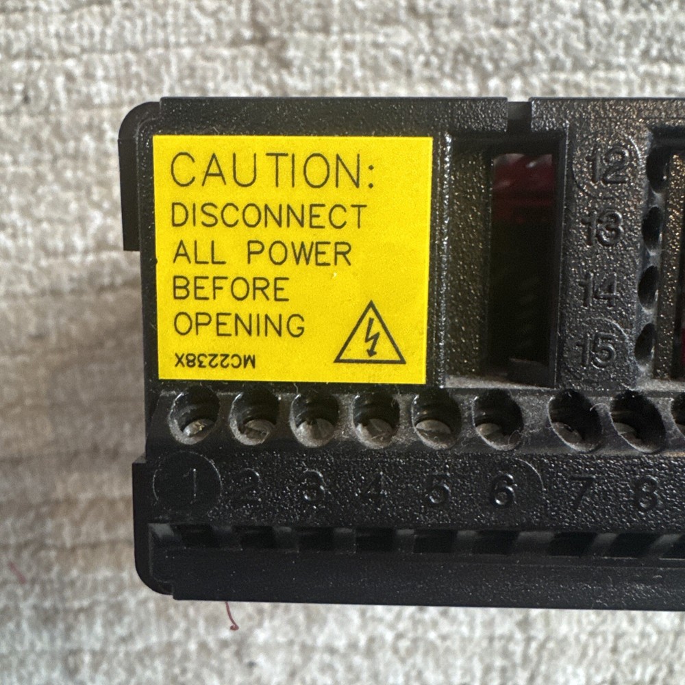 RED LION CONTROLS PAXP0000 PROCESS INPUT METER 5 DIGIT-RED