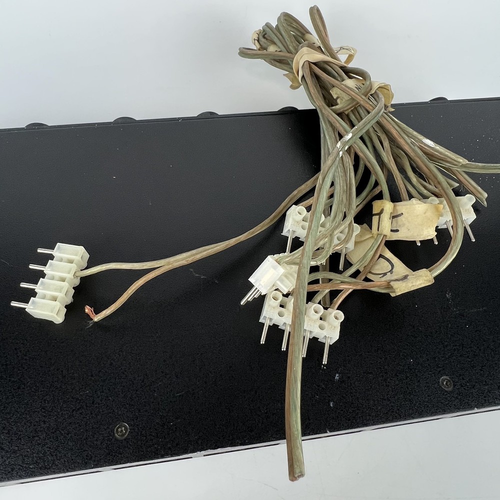 Niles SVL-6 6-Zone Speaker Selector Switch Volume Control System Untested