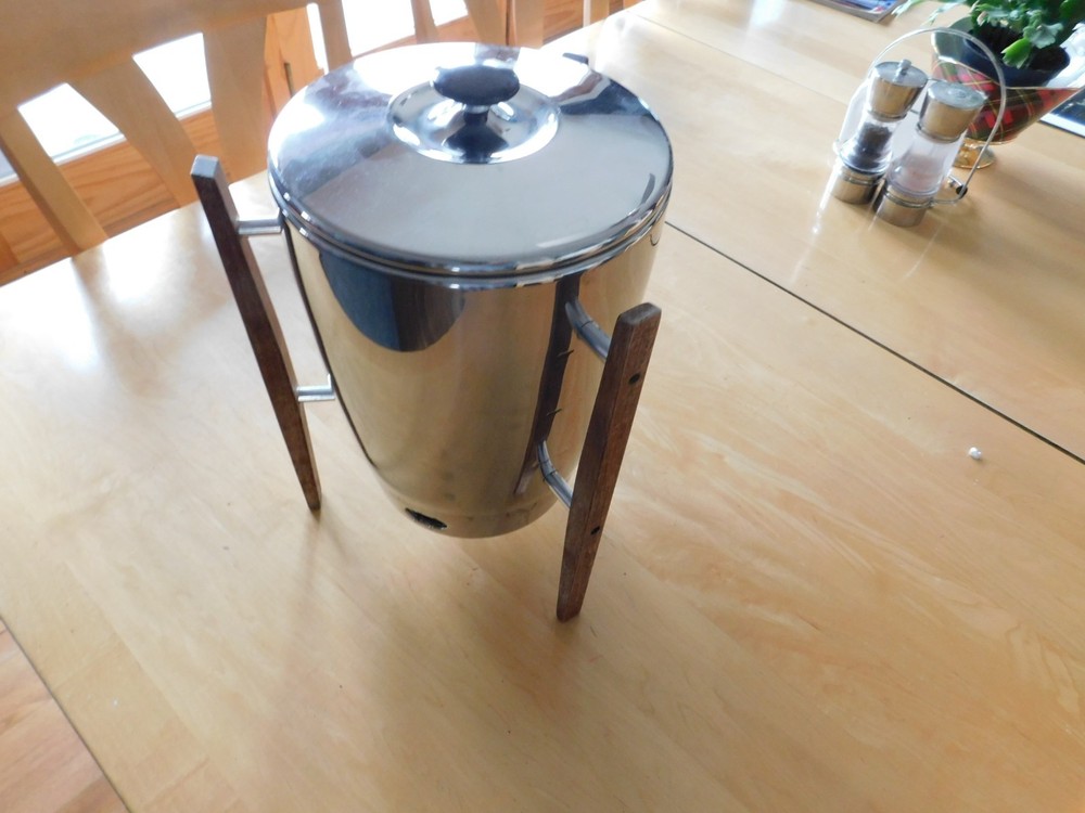 Vintage MCM REGAL WARE Space Age Atomic 10-30 Cup Percolator Coffee Maker No Box