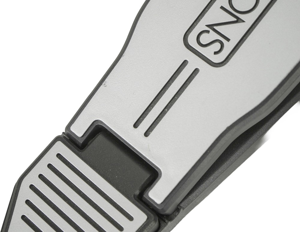 Simmons Titan 20 Electronic Drum Kit Mesh Pads Bluetooth