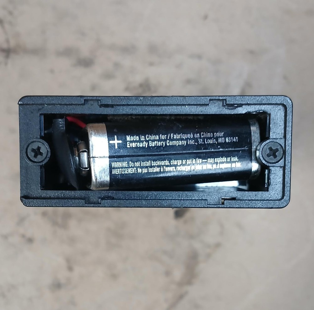 Crystal Engineering is33 Series Pressure Calibrator 36/3000 Psi