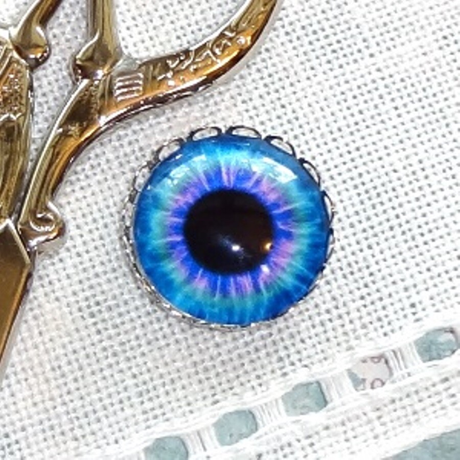 NEEDLE MINDER 3 in a PACK